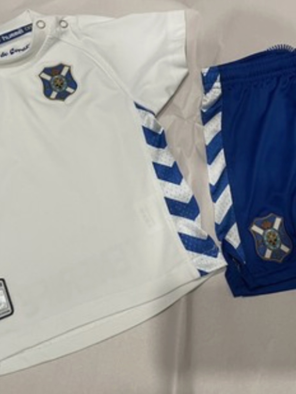 Tenerife Spain soccer club infant jersey and shorts 12M